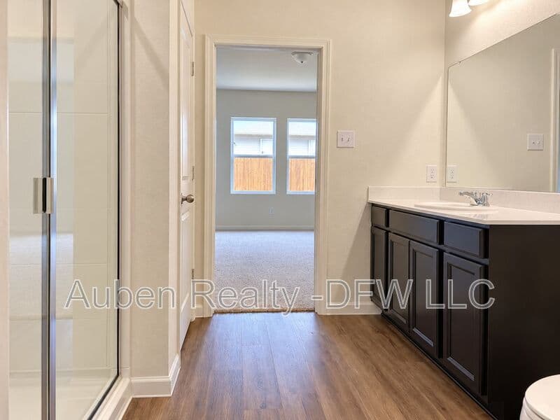 Fort Worth House: 6525 Trident Court