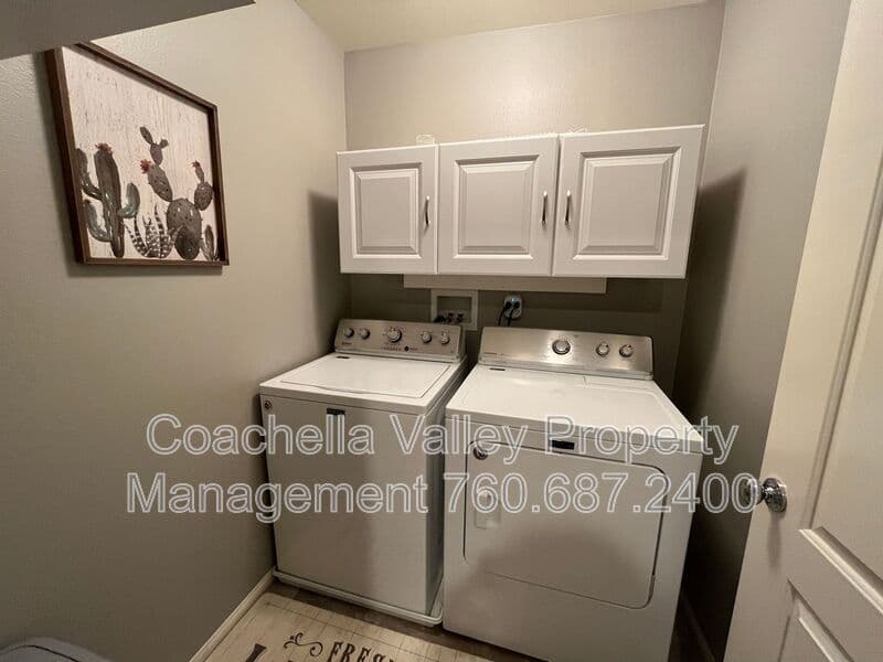 Palm Desert Condo: 321 Paseo Gusto