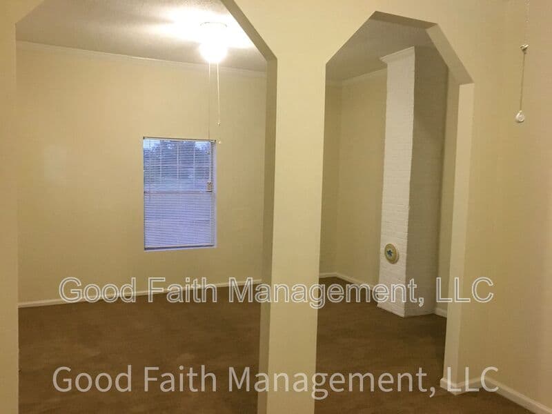 Waynesboro House: 313 W 11th Street