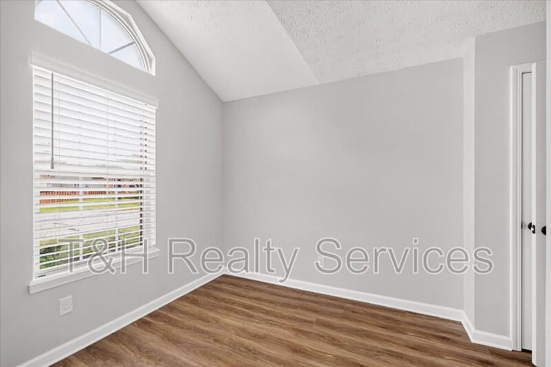 Fishers House: 9741 Roxbury Drive