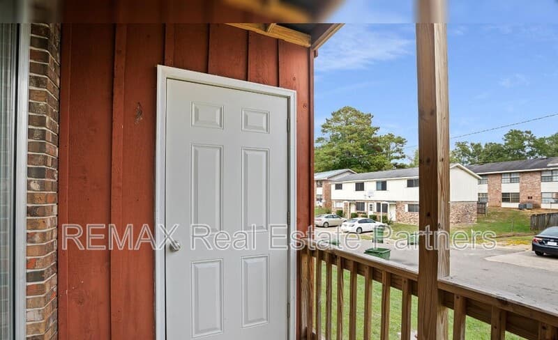 Hattiesburg House: 4001 Mable St