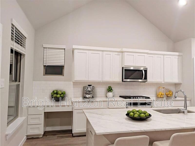 Fort Worth House: 2429 Linto Street