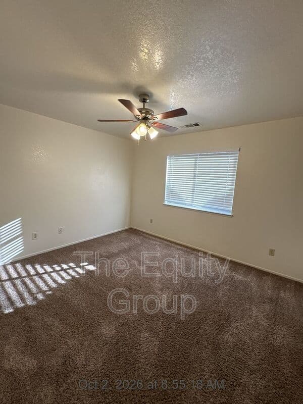 Visalia House: 1328 South Rossmoor