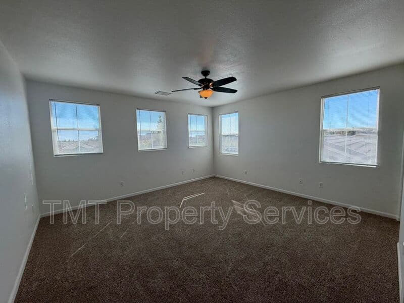 Rancho Cordova House: 11009 International Drive