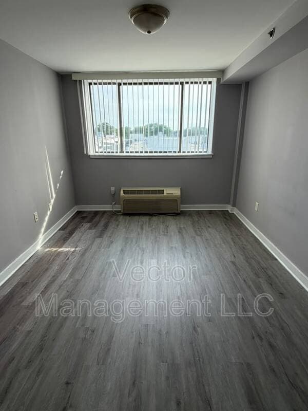 Hamden Condo: 1349 Dixwell Avenue - 24