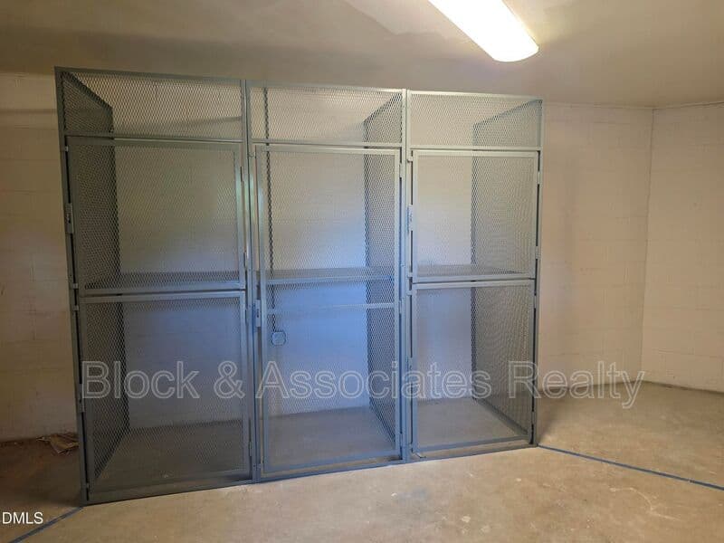 Raleigh Condo: 5104 Hollyridge Drive