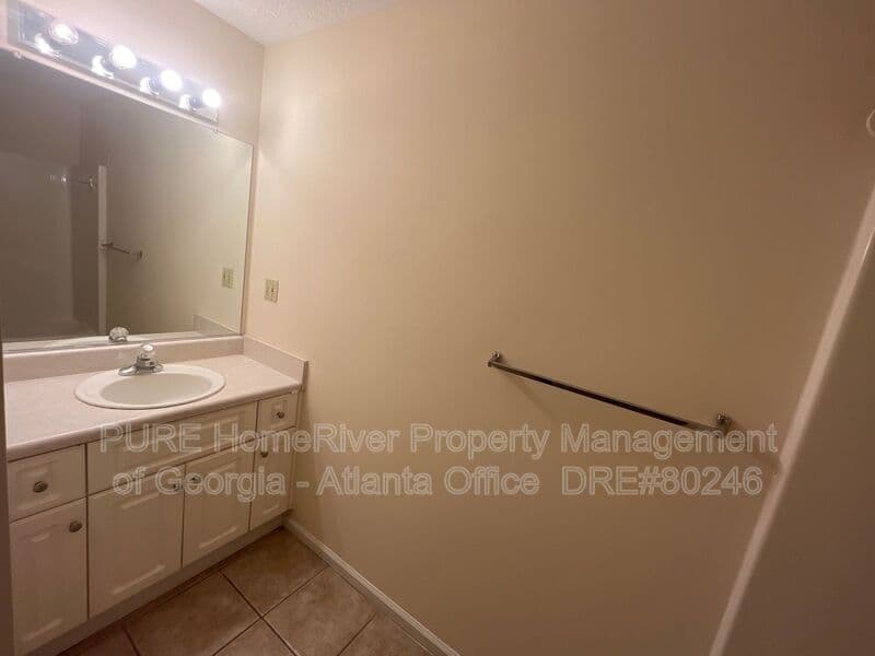 Grovetown House: 127 Redford Dr