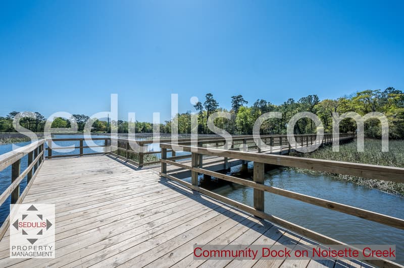 North Charleston House: 3923 Four Poles Park Drive