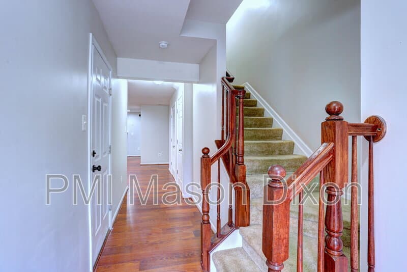 Baltimore House: 8434 Stansbury Lake Drive