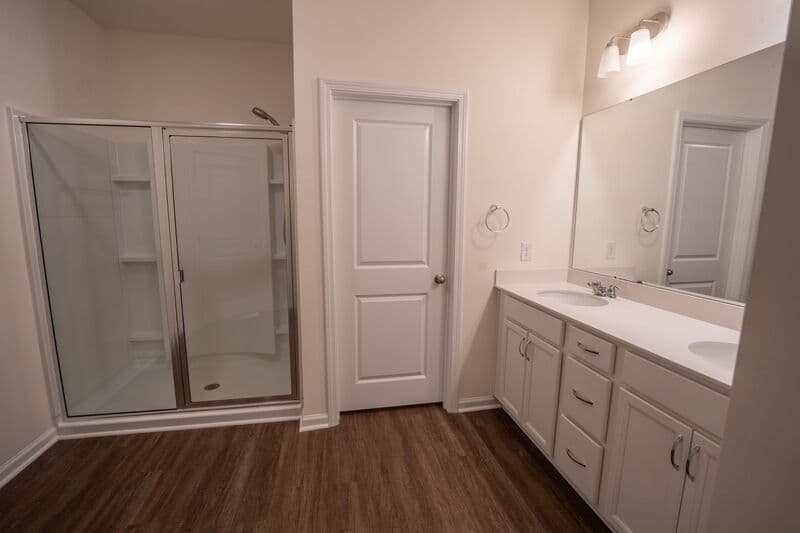 Richmond Hill House: 66 Rimmon Ct