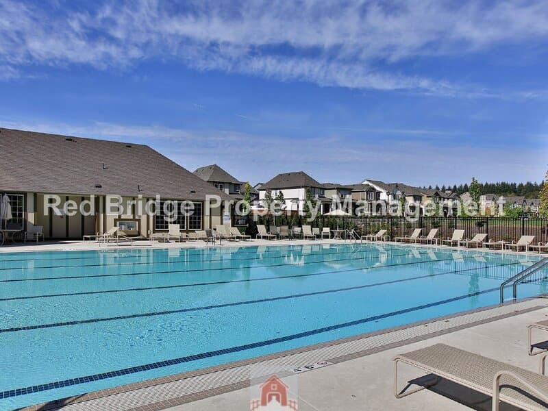 Wilsonville Townhome: 28520 SW Paris Ave