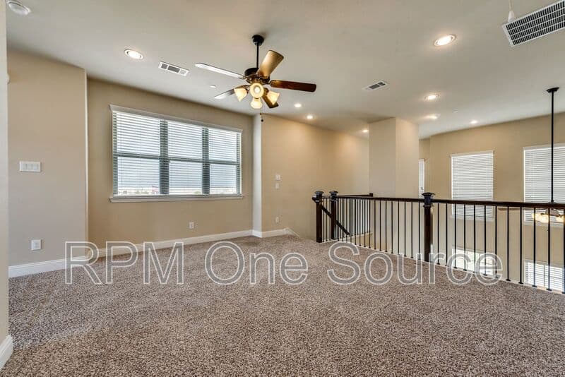 Lewisville House: 290 Almanor Street