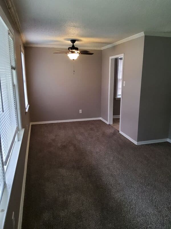 Memphis House: 1500 E Alcy Rd