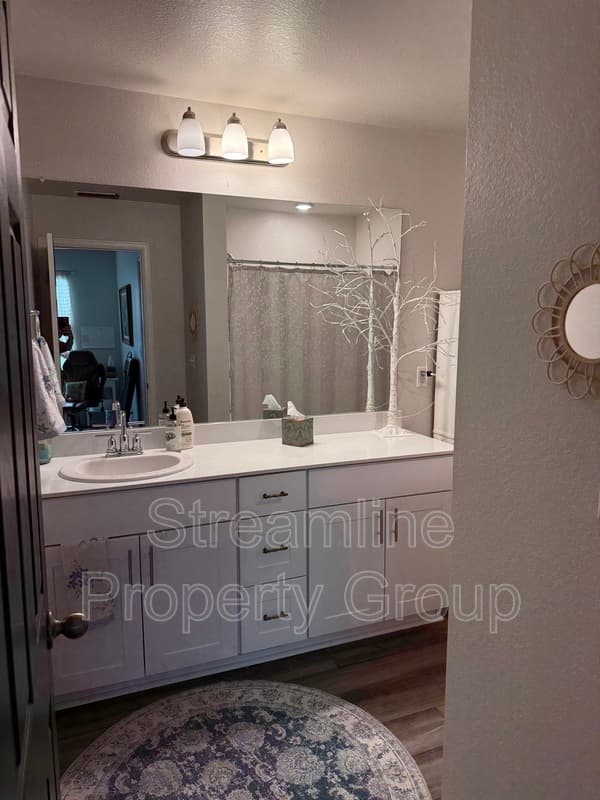 Brighton House: 5117 Buckwheat Road