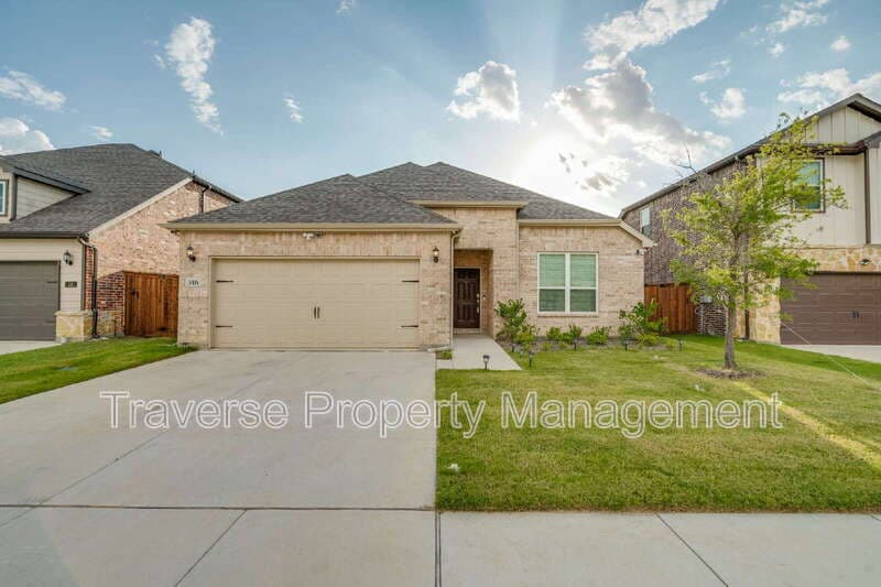 Fort Worth House: 316 Rangars Ridge Pl