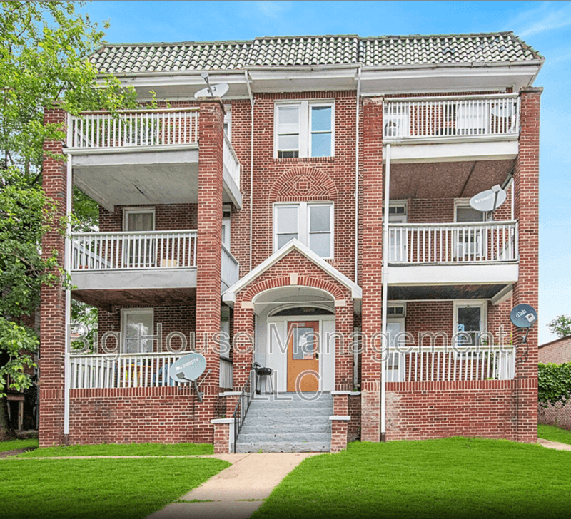 Baltimore Condo: 4806 Liberty Heights Ave