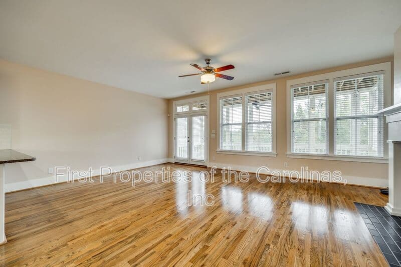 Rock Hill House: 799 Herrons Ferry Rd.