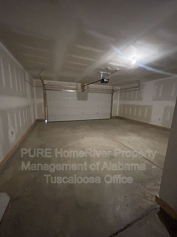 Northport House: 3509 Magnolia Hills Drive