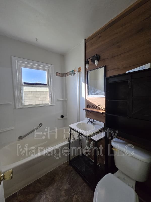 Wichita House: 6525 A Street