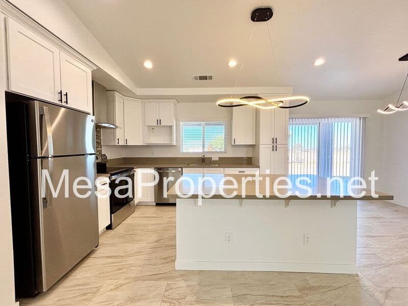 Phelan House: 13775 Schlitz Rd