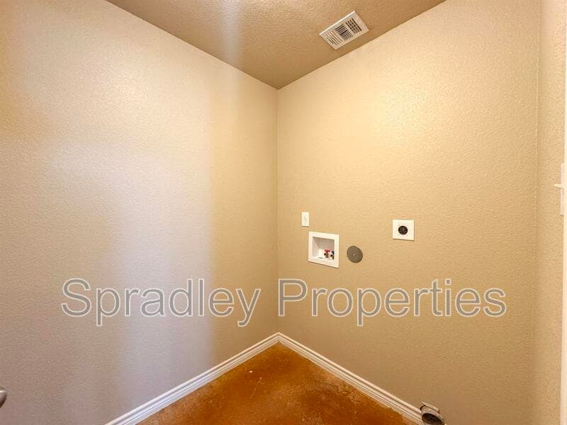Belton Condo: 1549 Chance Ct