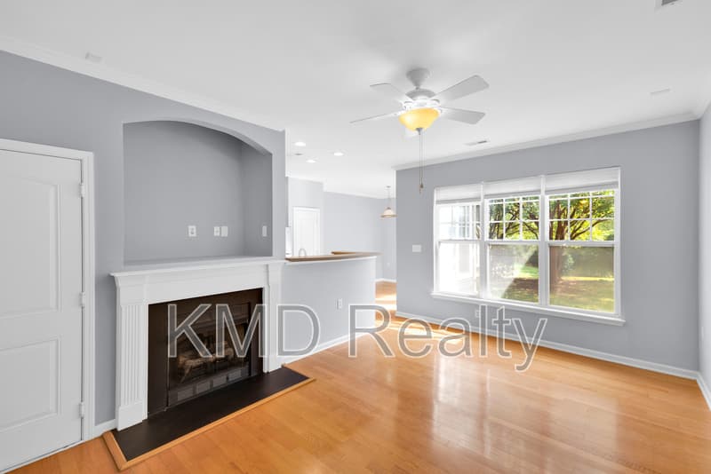 Charlotte Townhome: 15407 St Christopher Court