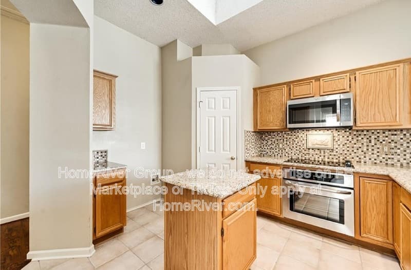 Frisco House: 10209 Mallory Dr