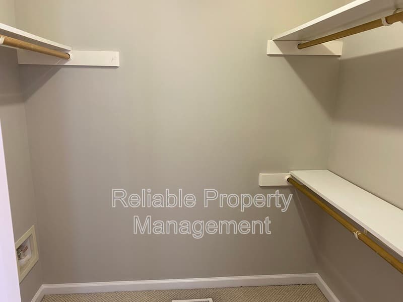 Willow Spring House: 31 Barley Ct
