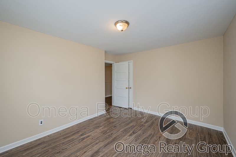 Huntsville House: 3920 Cypress Ave SW