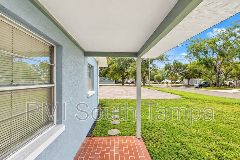 Tampa Condo: 3418 W St. Louis