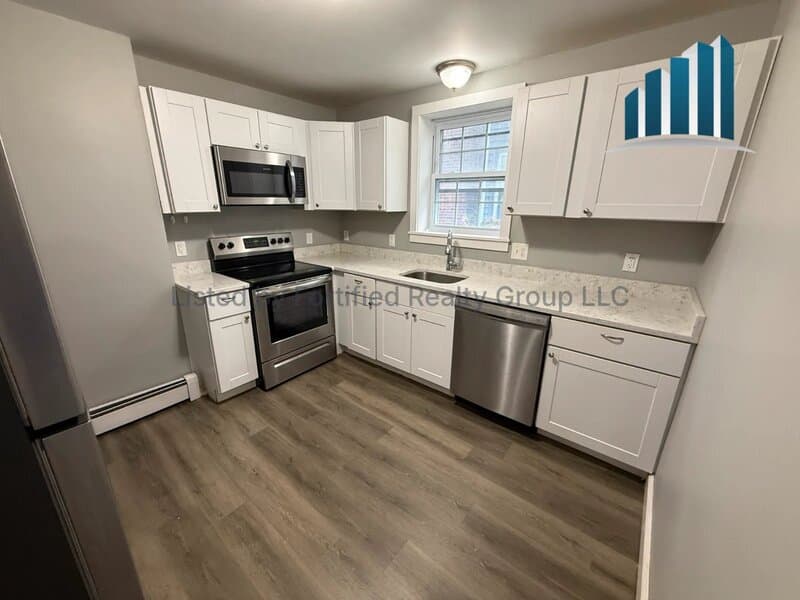 Fall River Condo: 219 Purchase St
