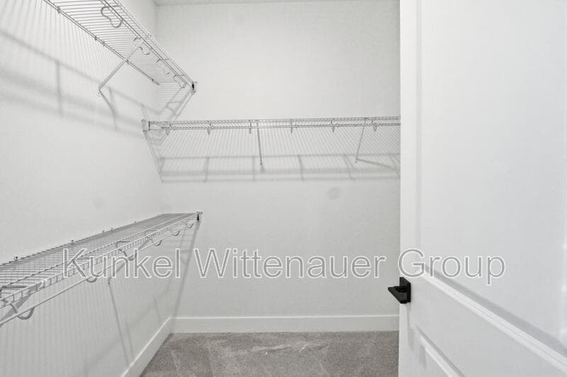 O'Fallon House: 829 Bushwood Way
