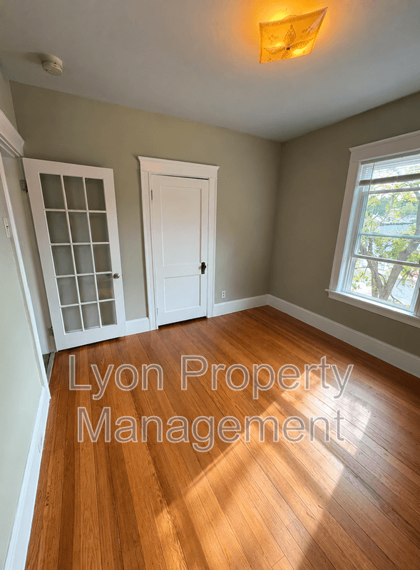 Woonsocket Condo: 352 Manville Rd