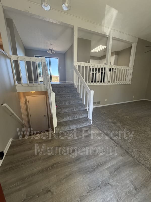 Shawnee House: 11914 West 49th Place