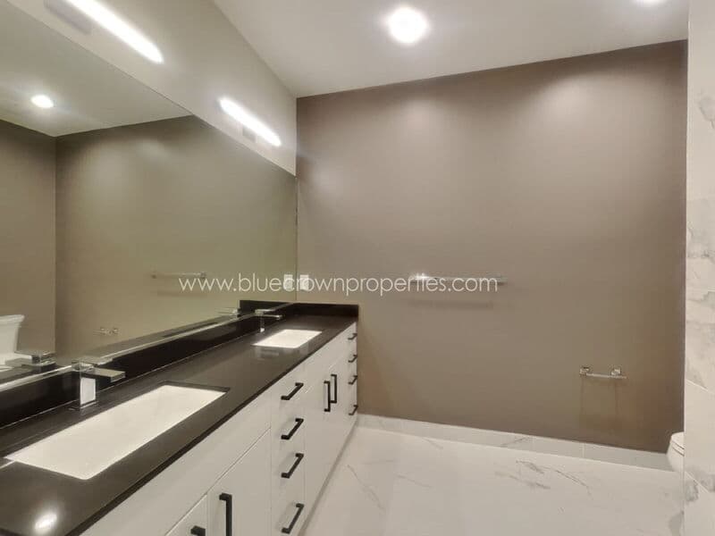Dallas Townhome: 1625 Hickory Street