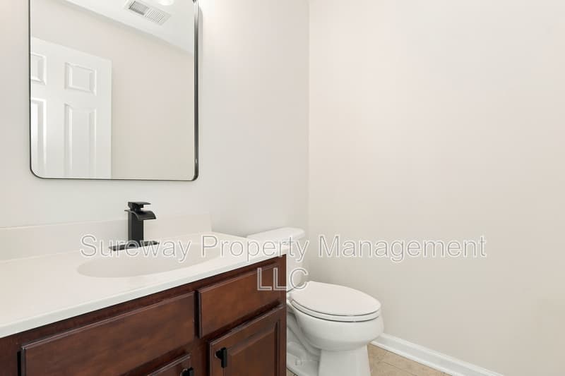 Hamilton Townhome: 1032 Lamberton St