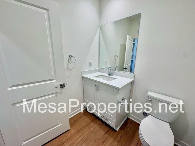 Ontario House: 4130 E. Malagon Privado