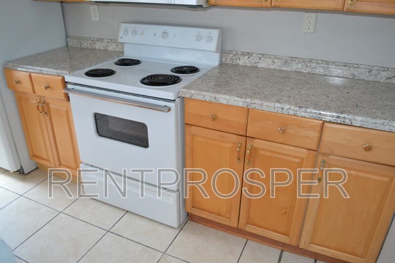 Orlando Condo: 2000 Ludlow Lane