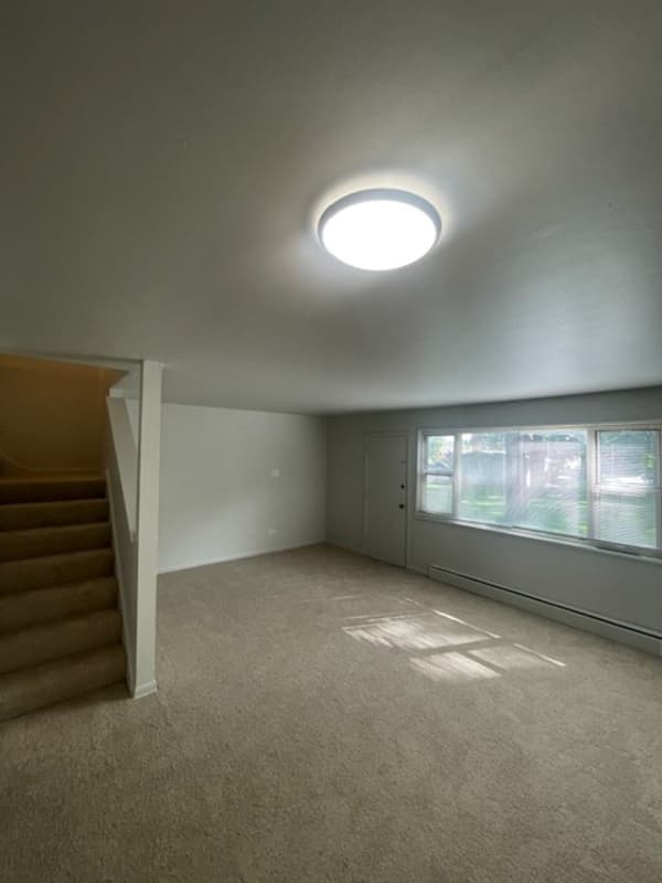 Calumet City Condo: 487 East End Ave