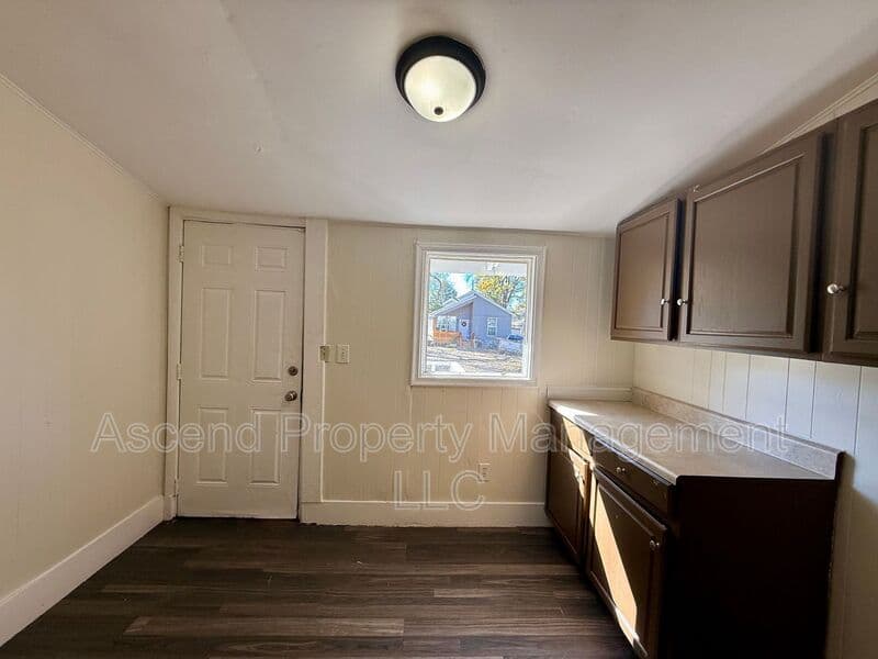 Chattanooga Condo: 2810 E 46th St, Chattanooga, TN 37407 - Unit B