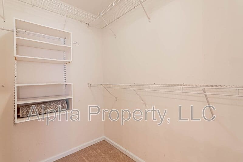 Greenville House: 7 Box Tree Way