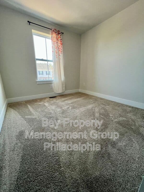 Spring City House: 806 Pecan Rd