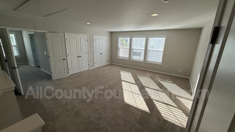 Summerville House: 2512 Hummingbird Lane