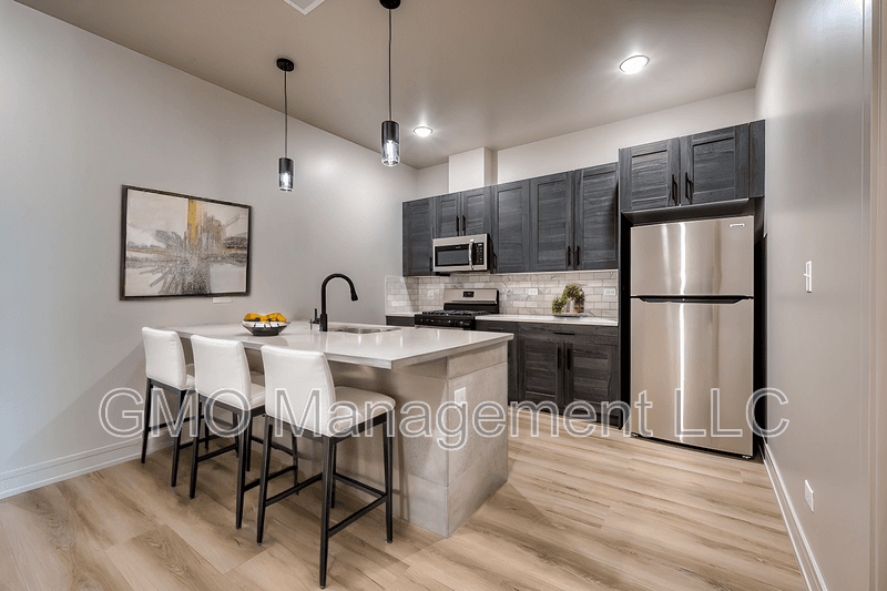 Chicago House: 1423 South Kedzie Avenue