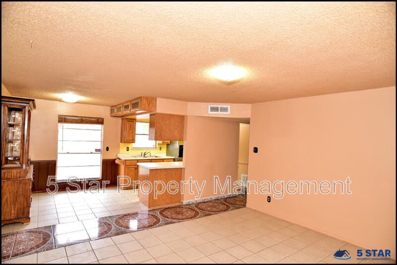 El Paso Condo: 6700 Escondido Drive