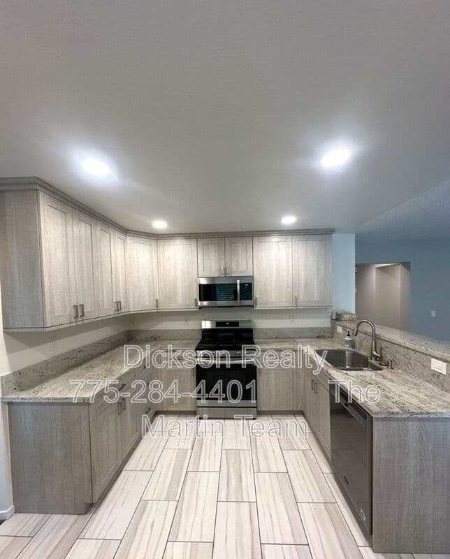 Sparks House: 5256 Santa Lupe Avenue