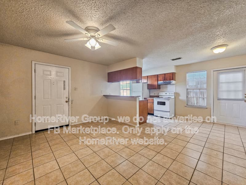 San Antonio House: 808 W Olmos Dr