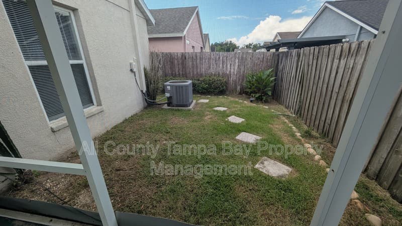 Wesley Chapel House: 6047 White Sails Dr