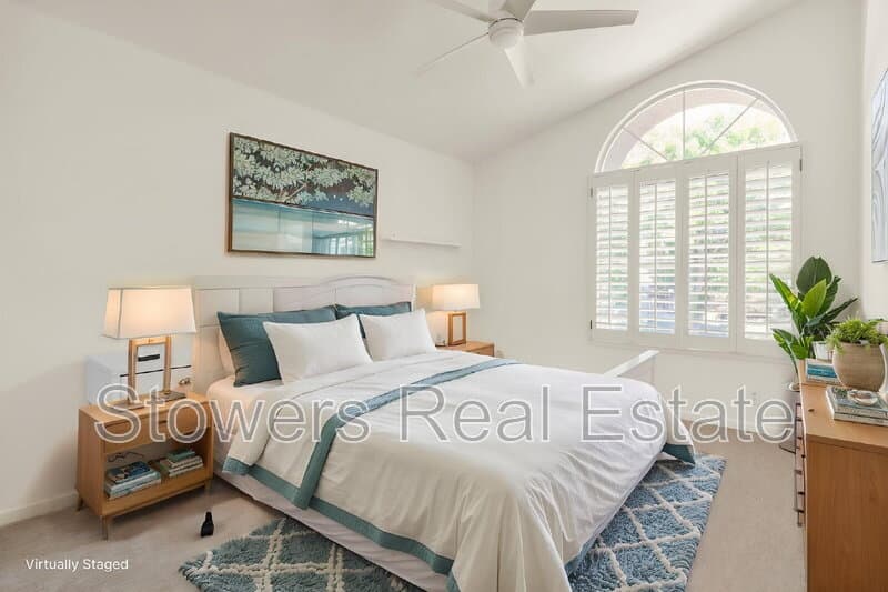 Danville House: 690 Glasgow Circle