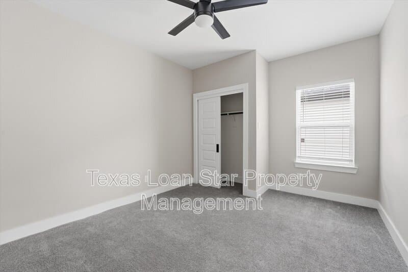 Houston Condo: 3107 Grassmere St